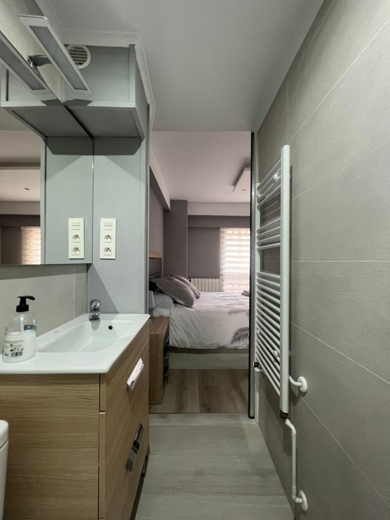 Belle Maison By Aroom Vut-Le-779 Leon Exterior photo